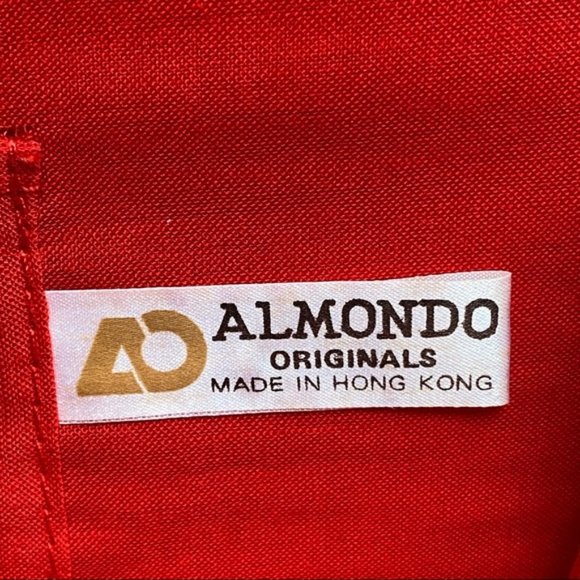 Vintage Oversized Straw Clutch - Picture 3 of 7